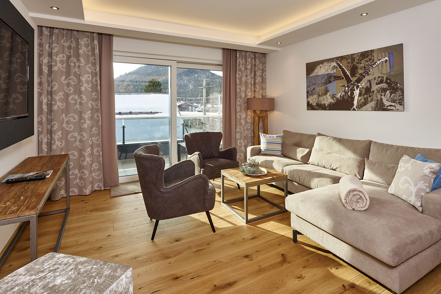 Luxuriöses Wohnzimmer im Apartment 13 im A-VITA Living in Seefeld in Tirol