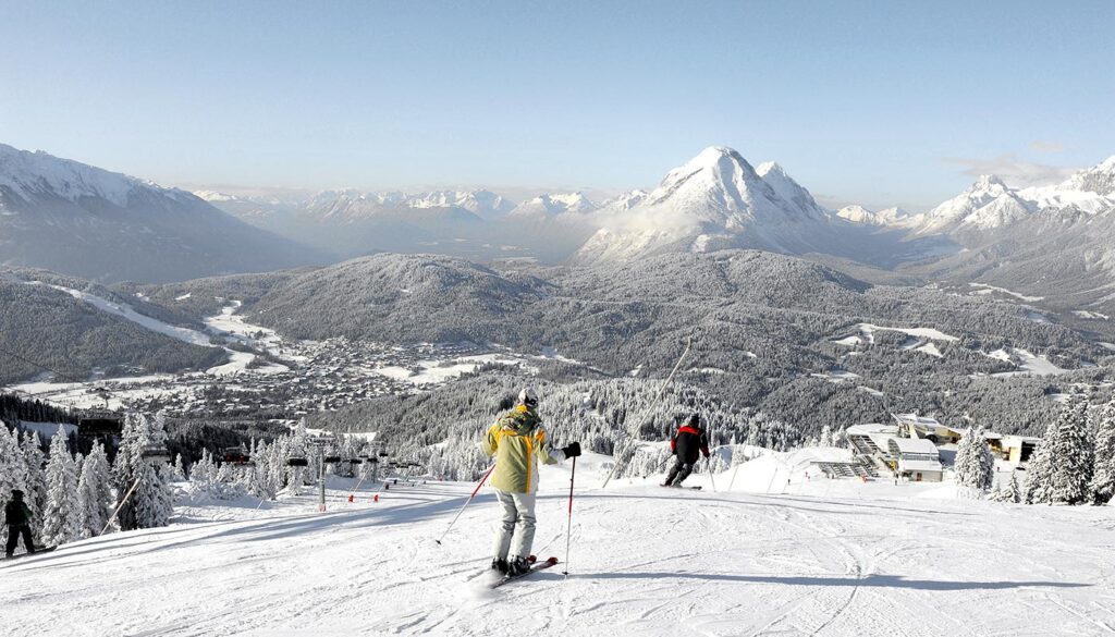 Rosshütte mit Blick auf Seefeld